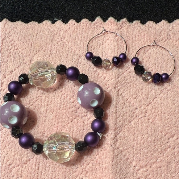 Elegant Purple and Pink Beaded Bracelet - Picture 6 of 6